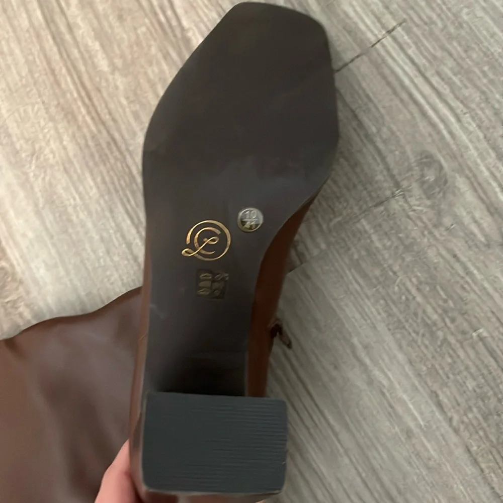 NWOT Lulu’s Square Toe Knee-High Boots - Picture 3 of 4